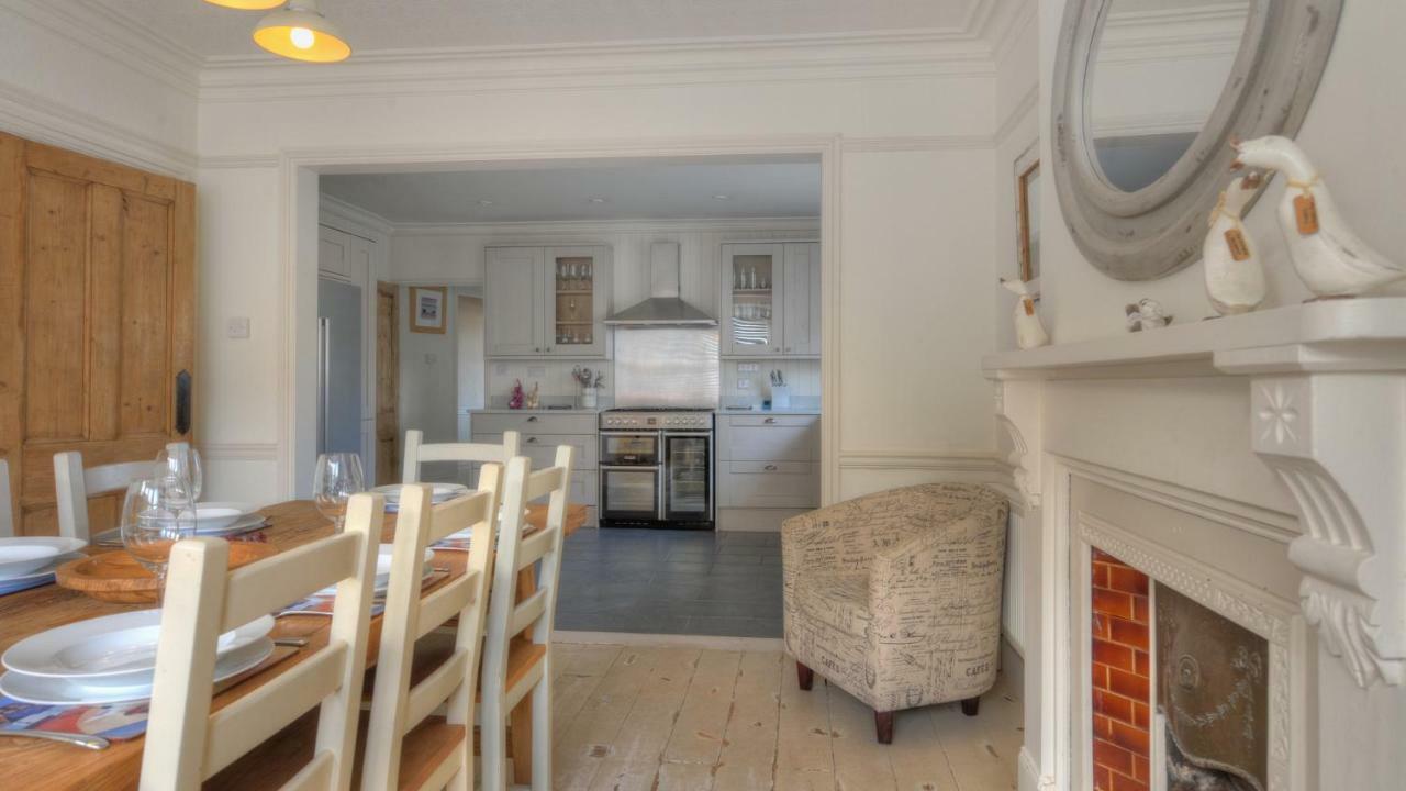2 Hadleigh Villas ライム・レジス エクステリア 写真