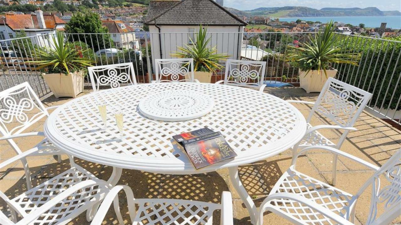 2 Hadleigh Villas ライム・レジス エクステリア 写真